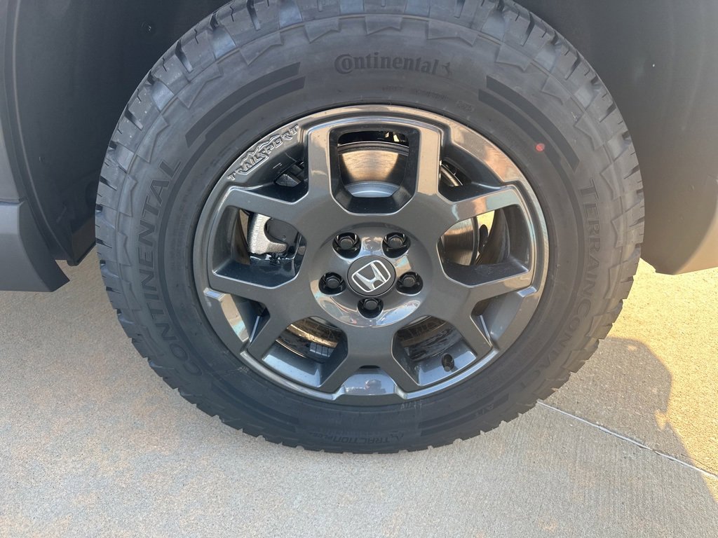 New 2025 Honda Pilot TrailSport image 14