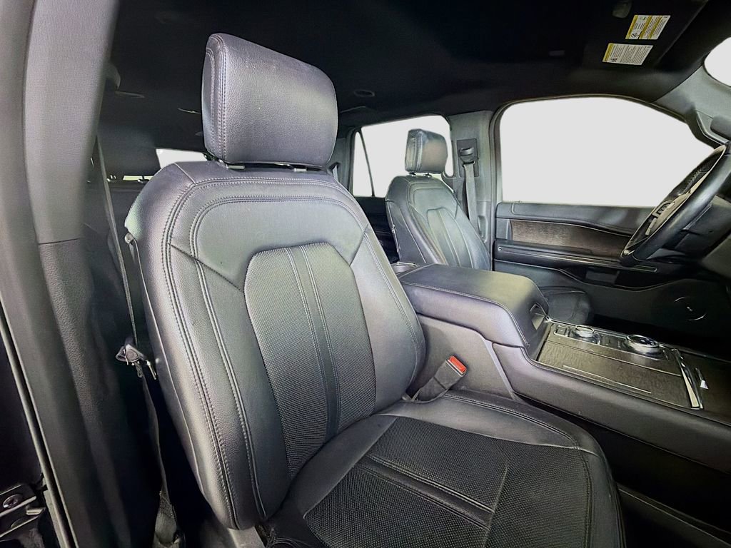Used 2019 Ford Expedition Max Limited image 32