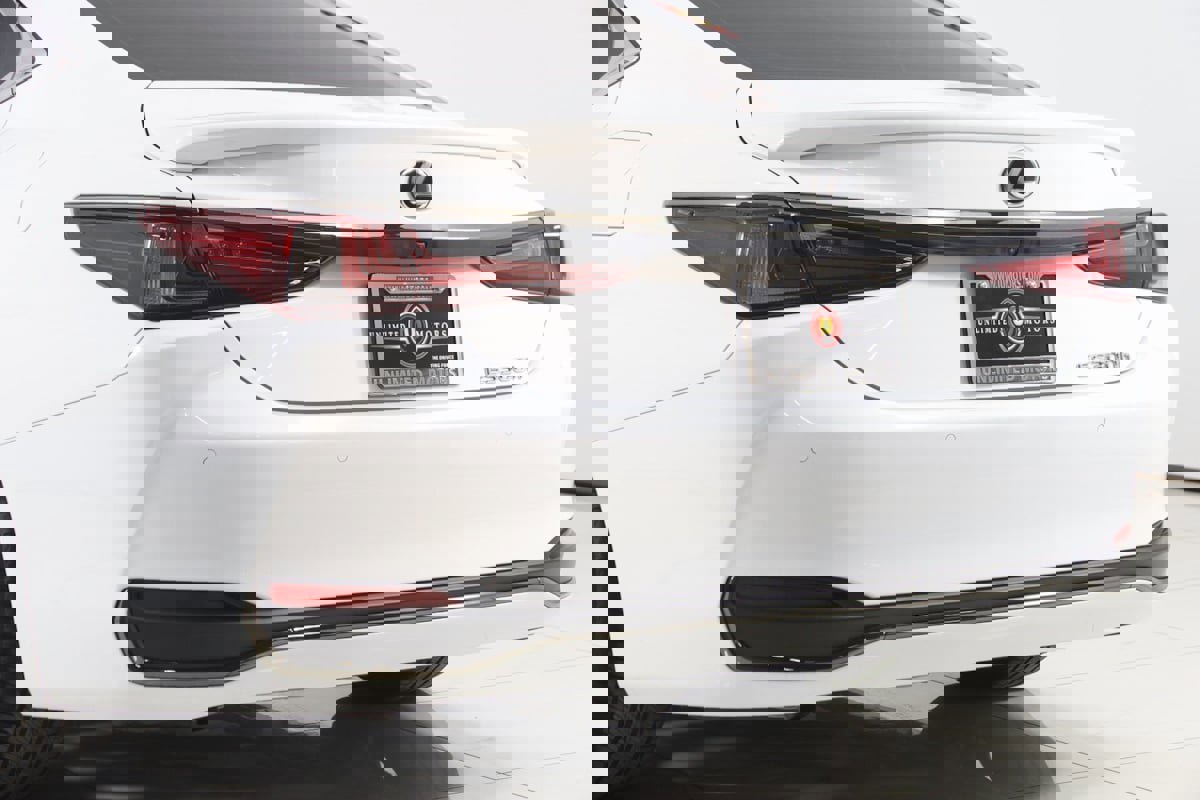 Used 2025 Lexus ES 300h F Sport w/ Accessory Package (Z1) image 24