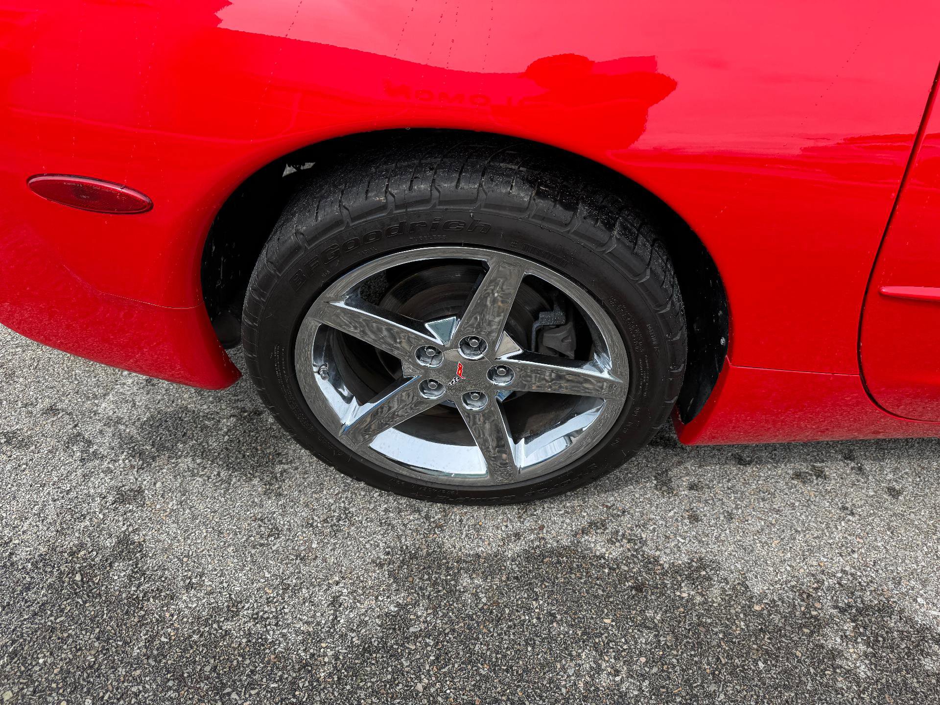 Used 1999 Chevrolet Corvette Convertible w/ Memory Pkg image 10