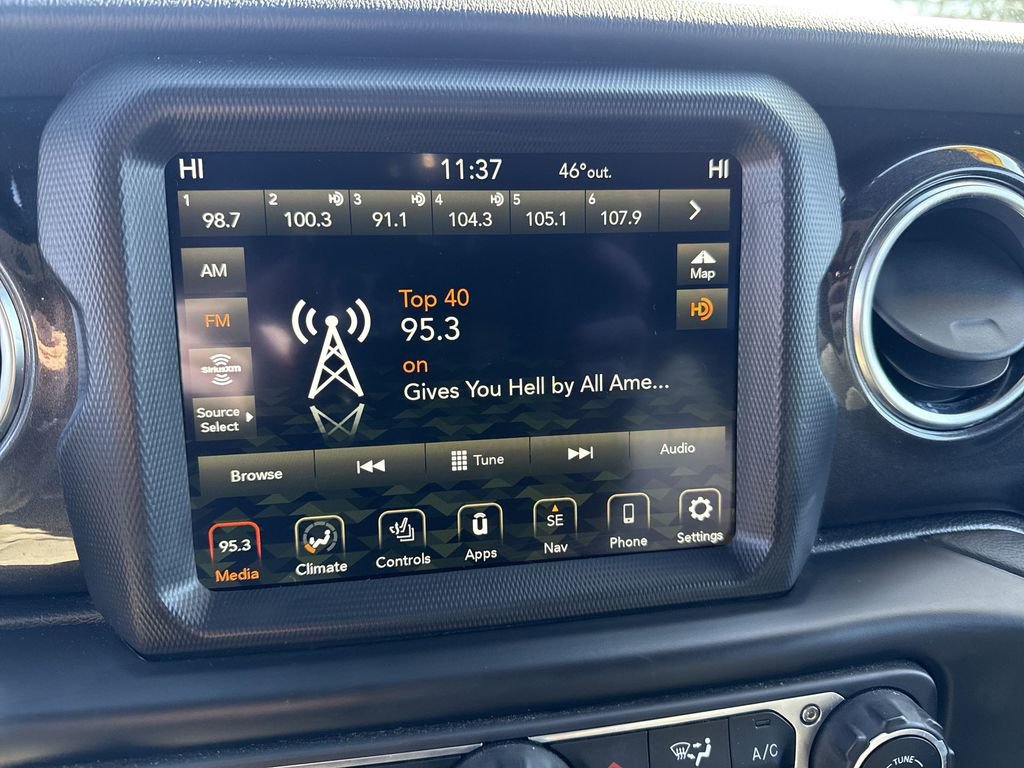 Used 2021 Jeep Wrangler Unlimited Sahara image 11