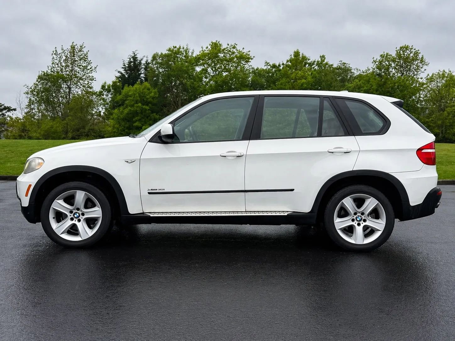 Used 2010 BMW X5 xDrive30i AWD/4WD image 4