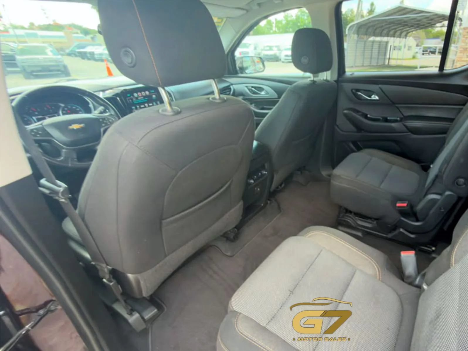 Used 2018 Chevrolet Traverse LT FWD image 11