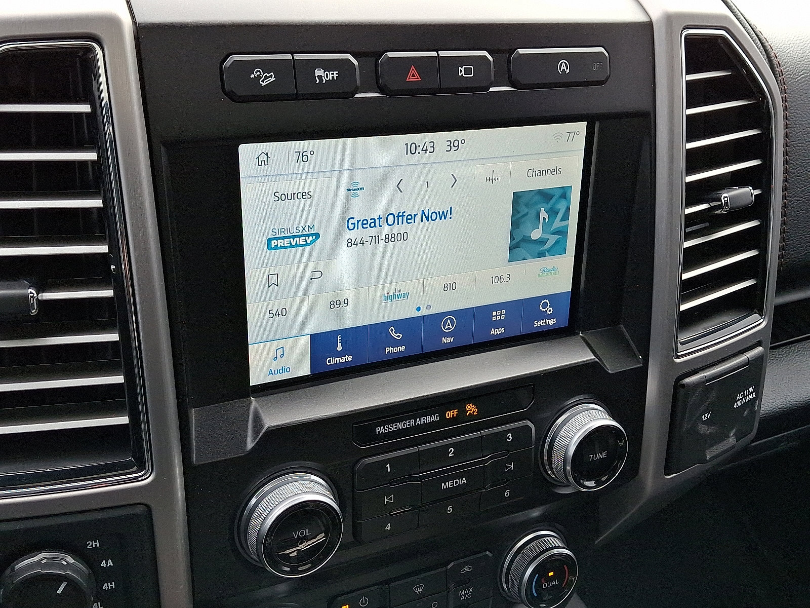 Used 2020 Ford F150 Platinum w/ Equipment Group 701A Luxury image 17