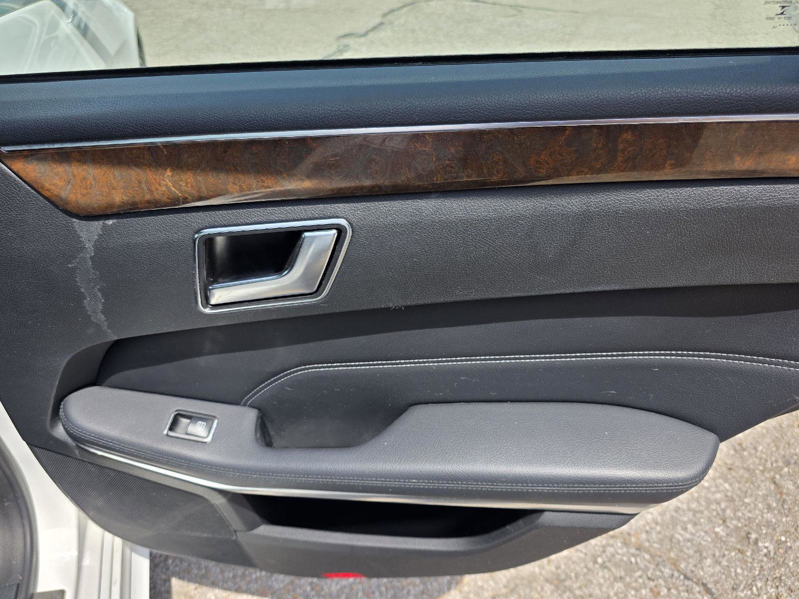 Used 2016 Mercedes-Benz E 350 Sedan w/ Premium Package image 30