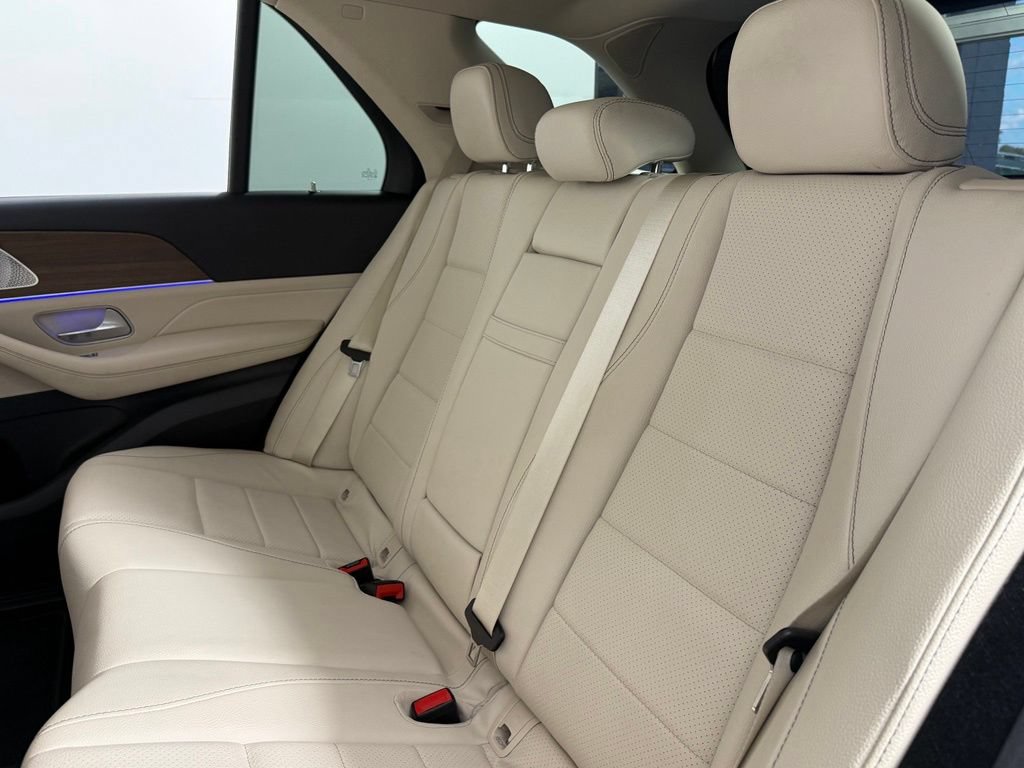 Used 2024 Mercedes-Benz GLE 350 4MATIC image 37