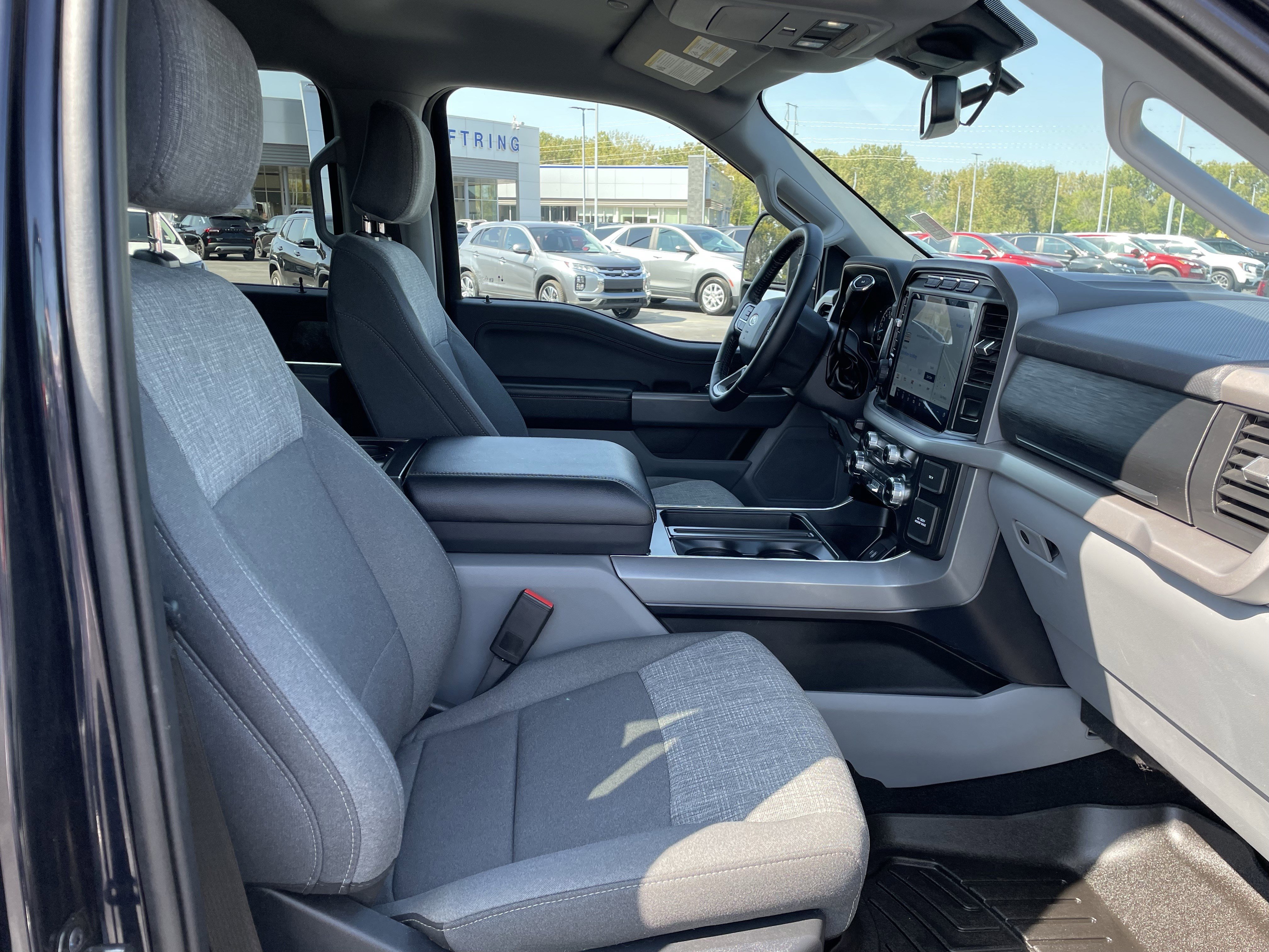 Used 2022 Ford F150 XLT w/ Equipment Group 302A High image 39