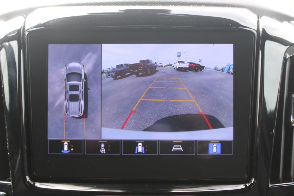 Used 2022 Chevrolet Traverse RS FWD image 48