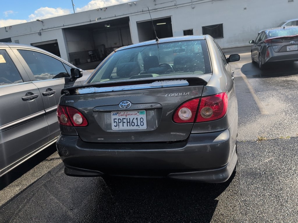 Used 2005 Toyota Corolla FWD image 6