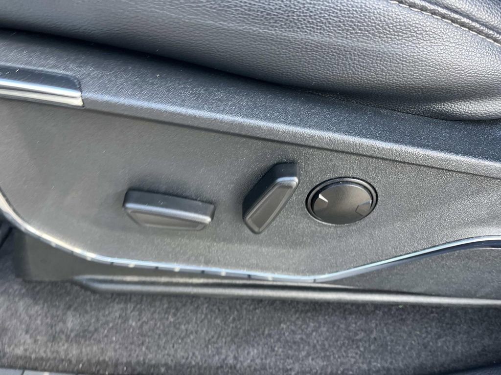 Used 2024 Ford F150 Lariat w/ Bed Utility Package image 28