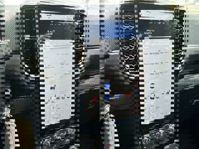 New 2025 Ford Ranger XLT w/ Equipment Group 301A High image 16