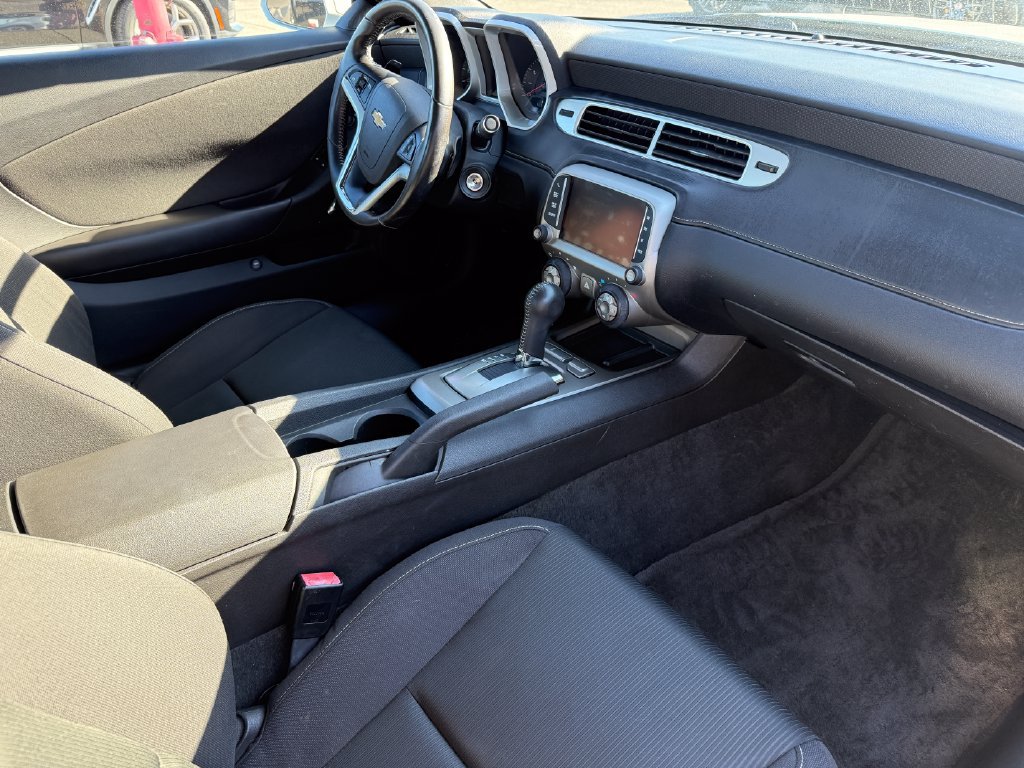 Used 2015 Chevrolet Camaro LT w/ RS Package RWD image 17