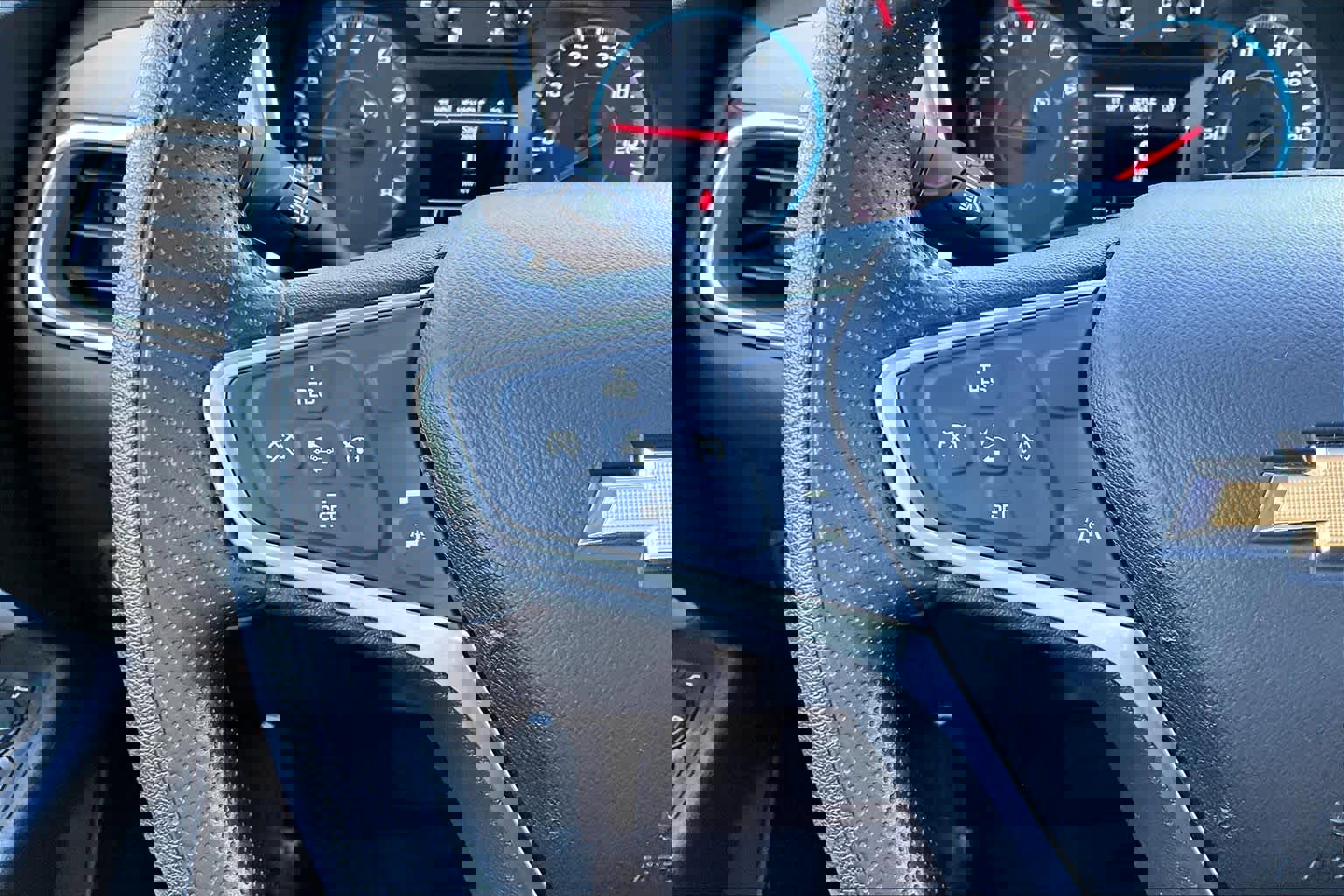 Used 2021 Chevrolet Equinox LS w/ LS Convenience Package image 23