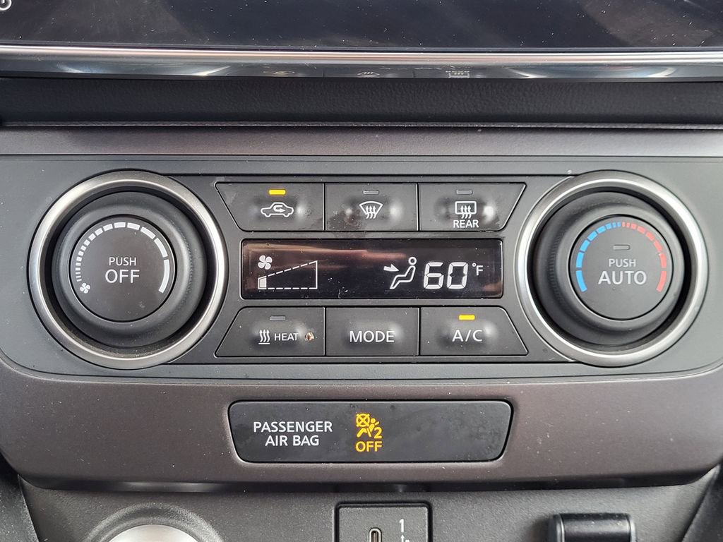 Used 2024 Nissan Leaf S image 10