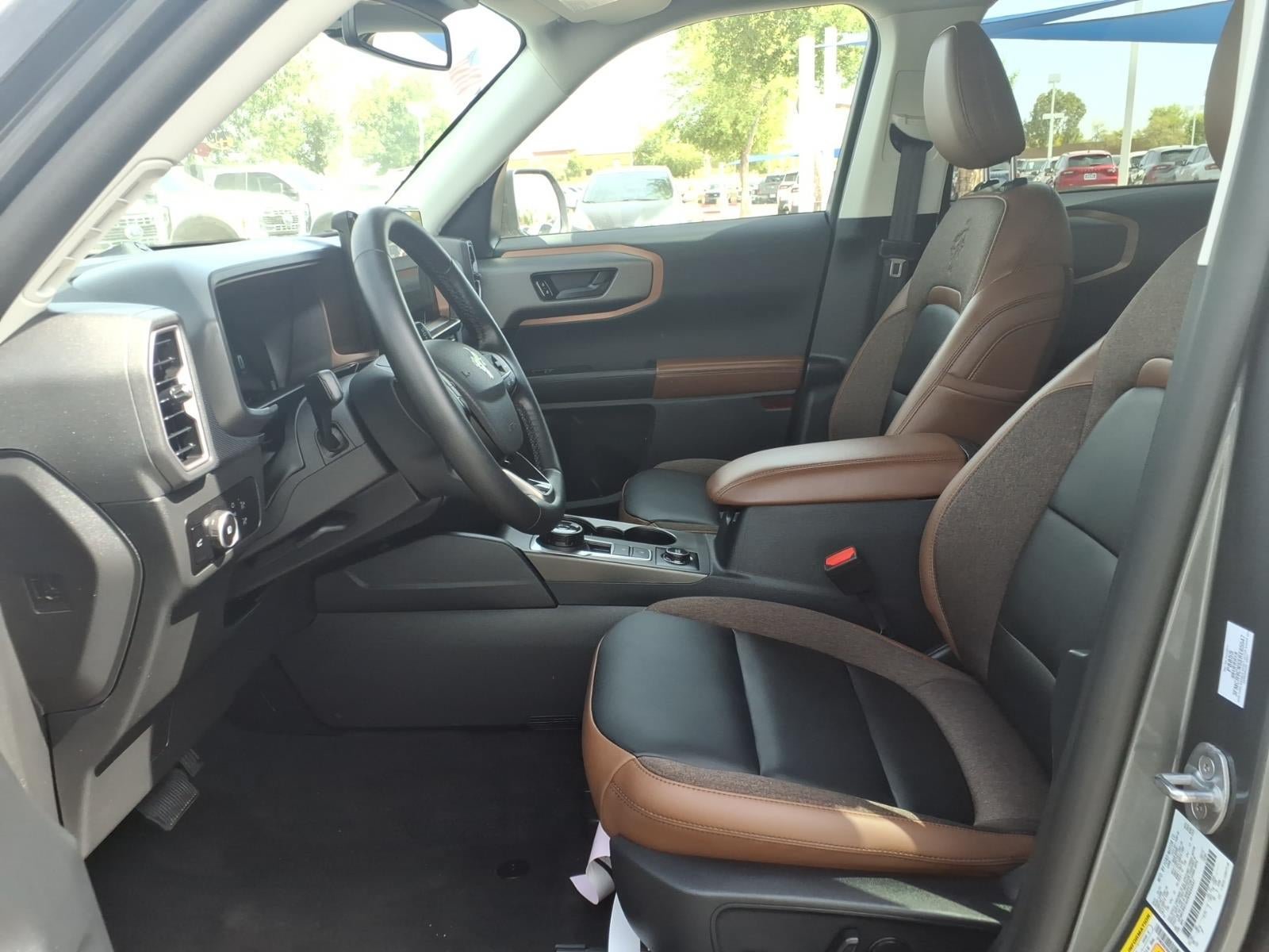 Certified 2025 Ford Bronco Sport Outer Banks w/ Outer Banks Tech Package+ AWD/4WD image 22