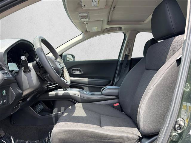Used 2018 Honda HR-V EX image 12