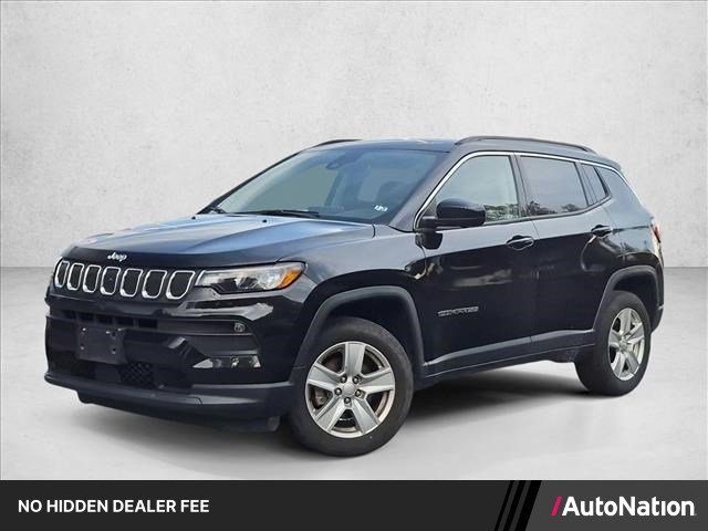 Used 2022 Jeep Compass Latitude w/ Sun and Sound Group AWD/4WD image 1