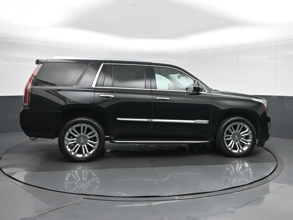 Used 2020 Cadillac Escalade Luxury w/ LPO, Radiant Package AWD/4WD image 8