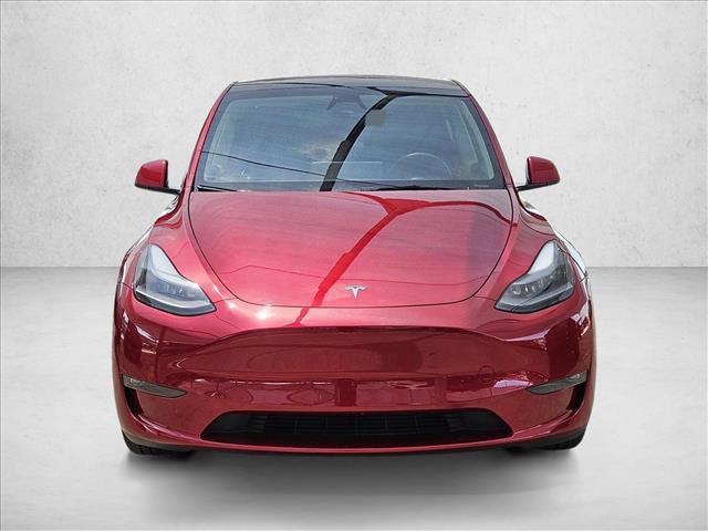 Used 2024 Tesla Model Y Long Range AWD/4WD image 2