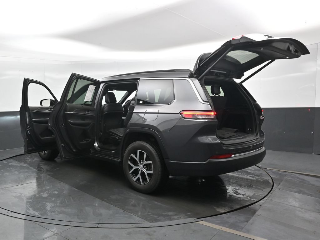 Used 2024 Jeep Grand Cherokee L Limited w/ Luxury Tech Group II AWD/4WD image 49