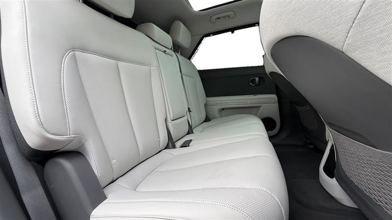 Used 2025 Hyundai Ioniq 5 Limited AWD/4WD image 18