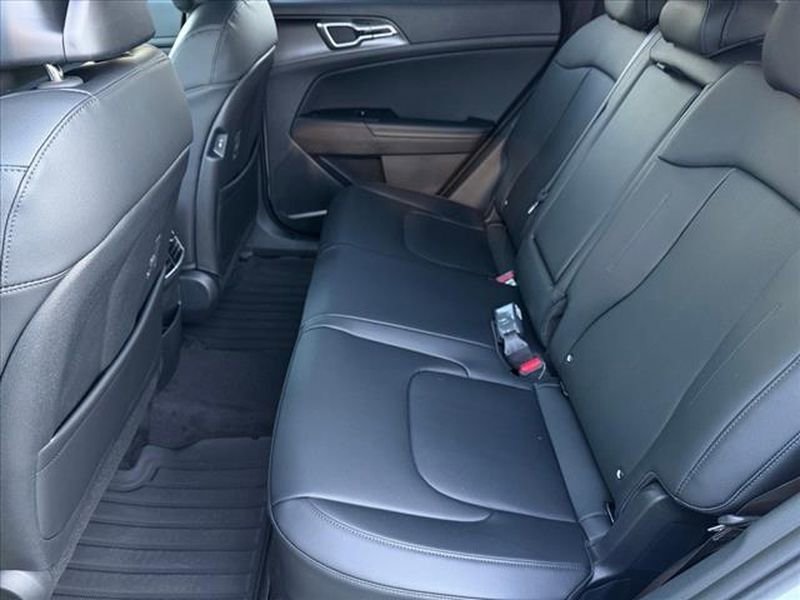 New 2026 Kia Sportage EX image 11