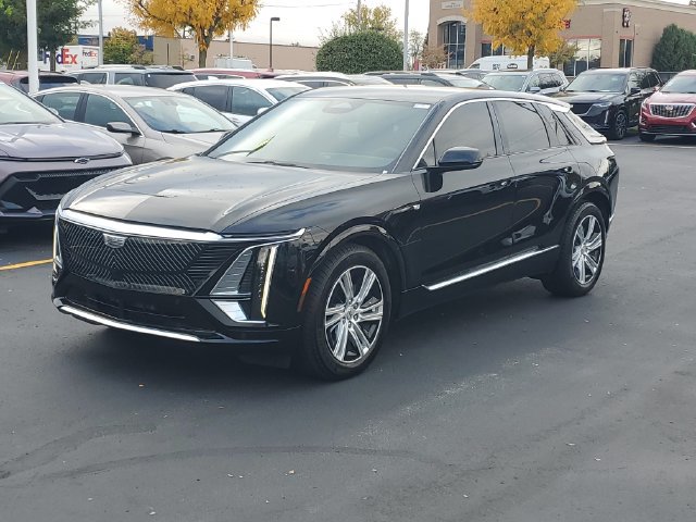 Used 2024 Cadillac Lyriq Tech w/ LPO, Floor Liner Package AWD/4WD image 33