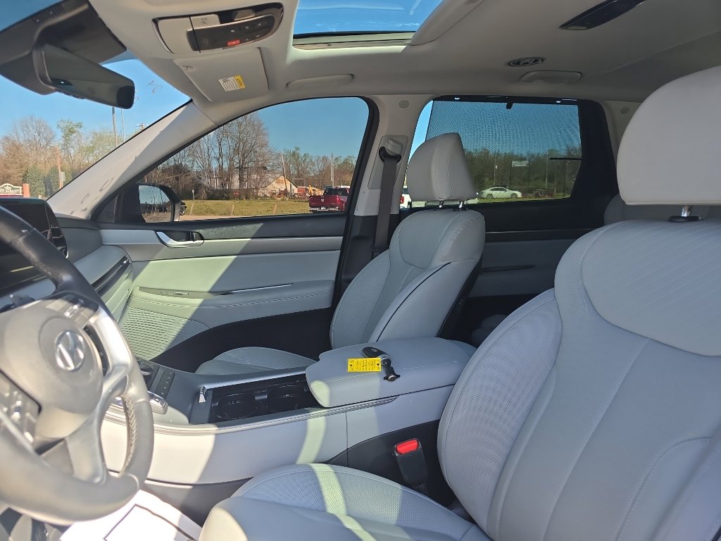 Used 2024 Hyundai Palisade SEL w/ Premium Package image 21