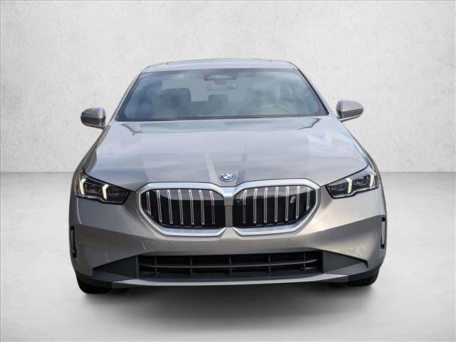 Used 2026 BMW i5 eDrive40 AWD/4WD image 5