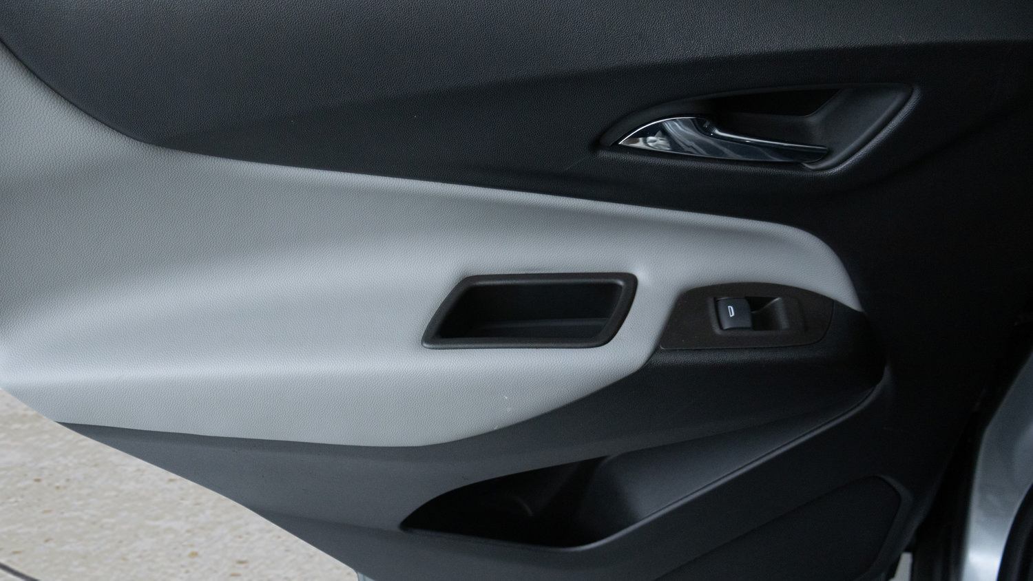 Used 2023 Chevrolet Equinox LS w/ LPO, Floor Liner Package FWD image 26