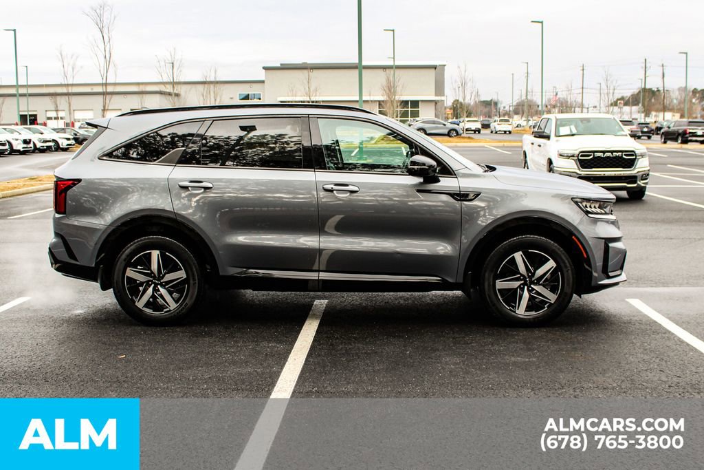 Used 2022 Kia Sorento S image 8