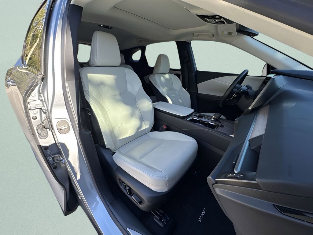 Used 2023 Lexus RX 350 Premium w/ Accessory Package (Z1) image 29