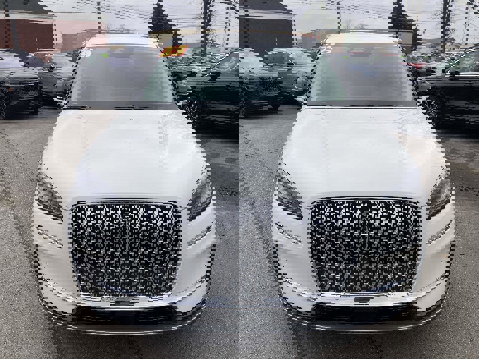 New 2025 Lincoln Corsair FWD w/ Equipment Group 101A image 12