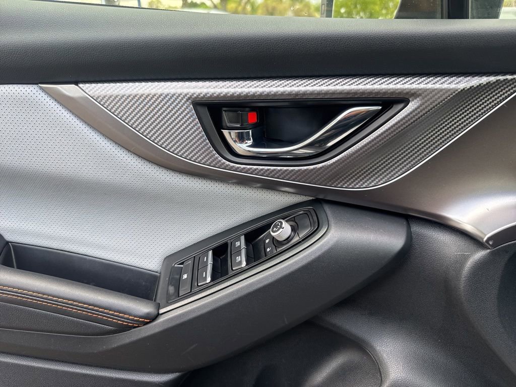 Used 2023 Subaru Crosstrek 2.5i Limited AWD/4WD image 19