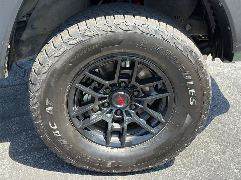 Used 2020 Toyota Tacoma TRD Pro AWD/4WD image 32