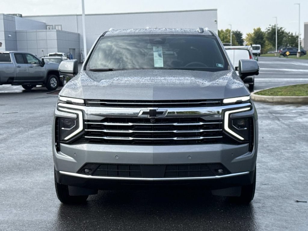New 2026 Chevrolet Suburban LT w/ Comfort Package AWD/4WD image 16