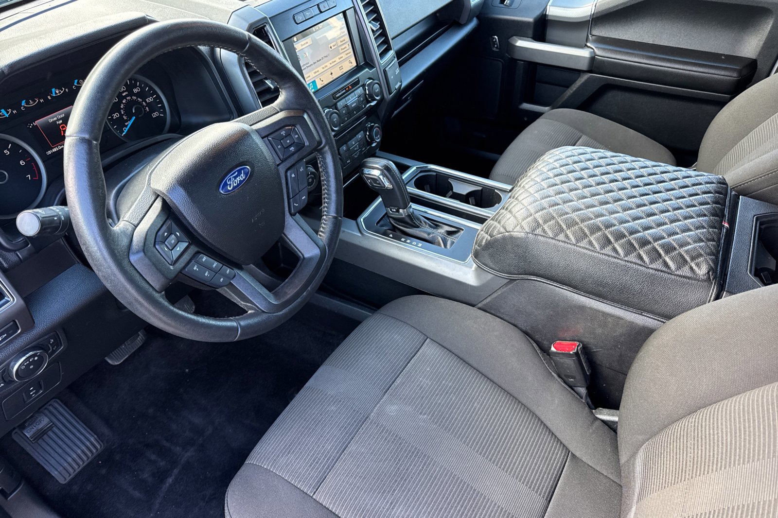 Used 2017 Ford F150 XLT w/ Equipment Group 302A Luxury image 9