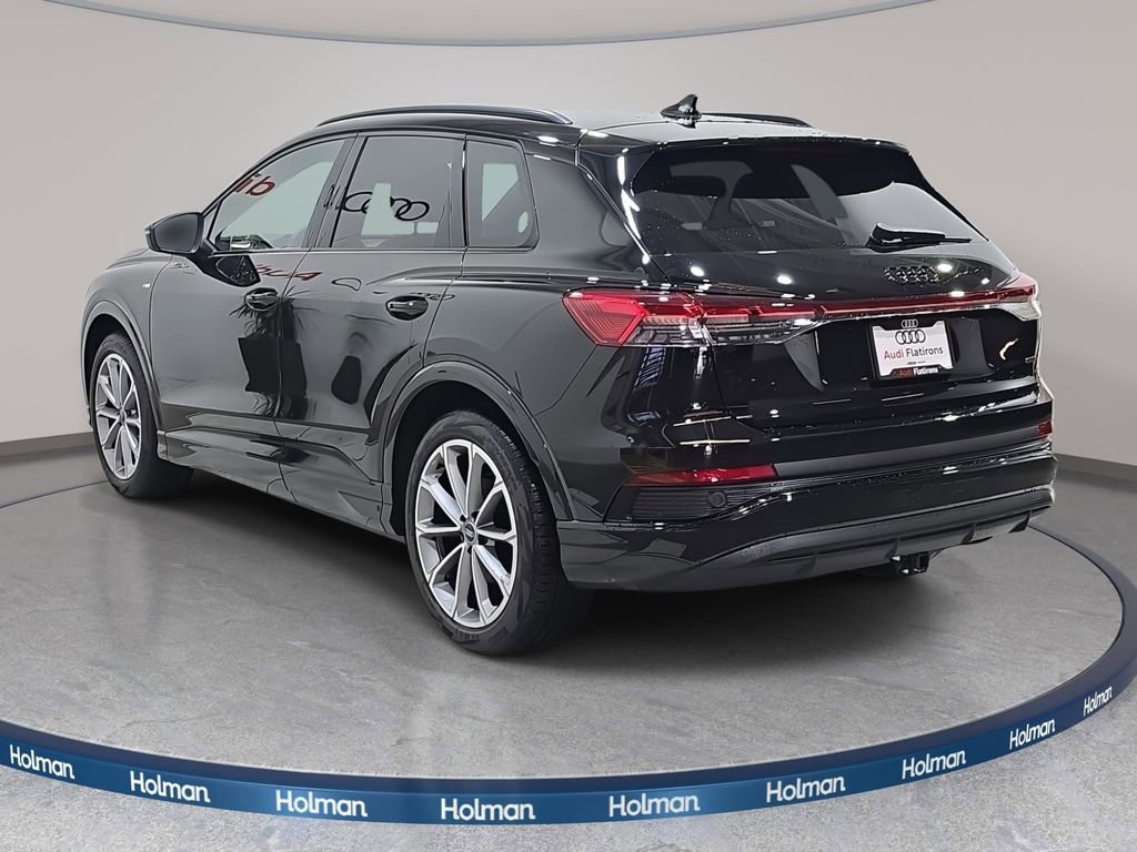 New 2026 Audi Q4 e-tron Premium image 7