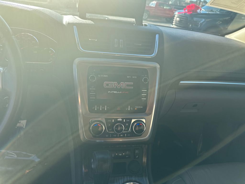 Used 2014 GMC Acadia Denali image 19