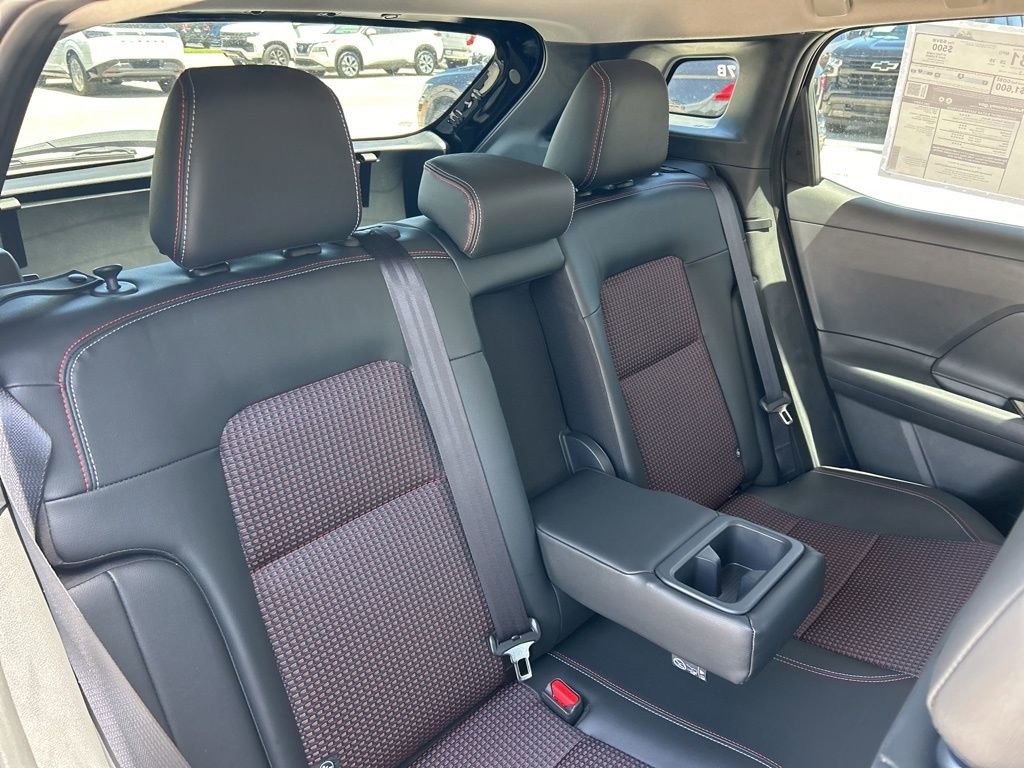 New 2026 Nissan Kicks SR image 47