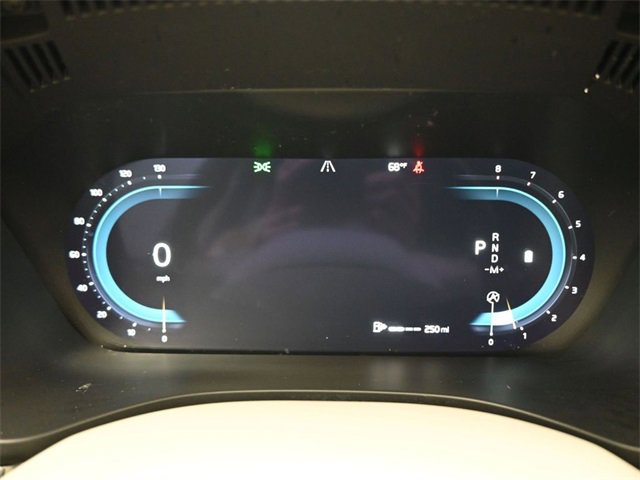 Used 2023 Volvo XC60 B5 Plus w/ Protection Package Premier image 26