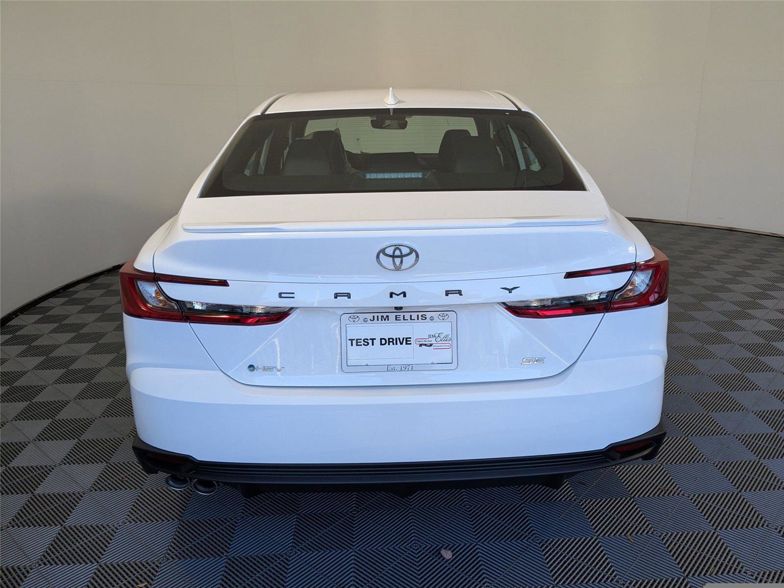 New 2026 Toyota Camry SE image 23