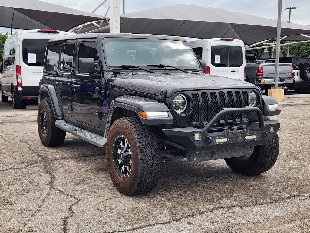 Used 2021 Jeep Wrangler Unlimited Sahara AWD/4WD image 3
