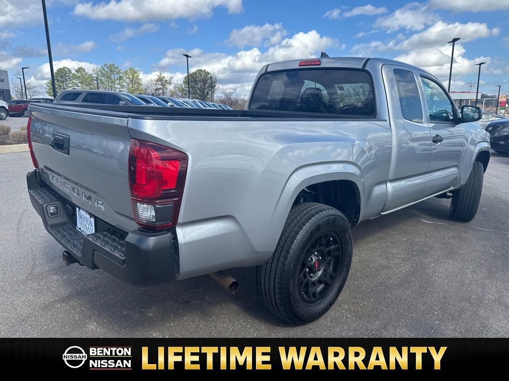 Used 2019 Toyota Tacoma SR image 8
