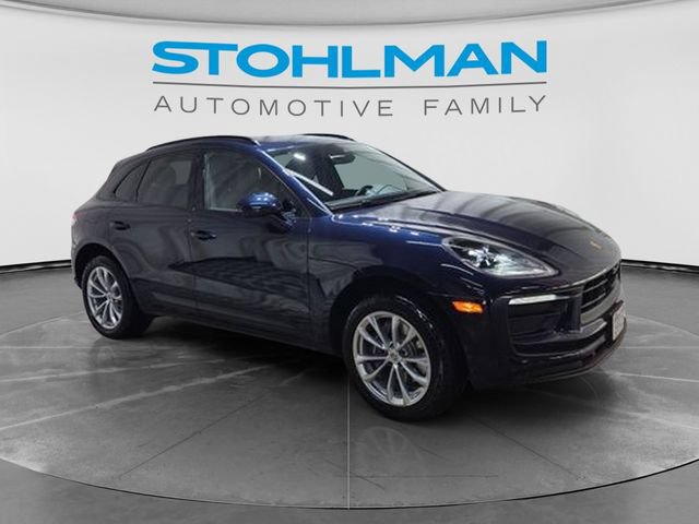 Used 2023 Porsche Macan AWD/4WD image 10