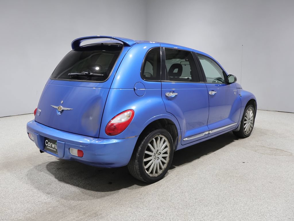 Used 2007 Chrysler PT Cruiser Touring FWD image 2