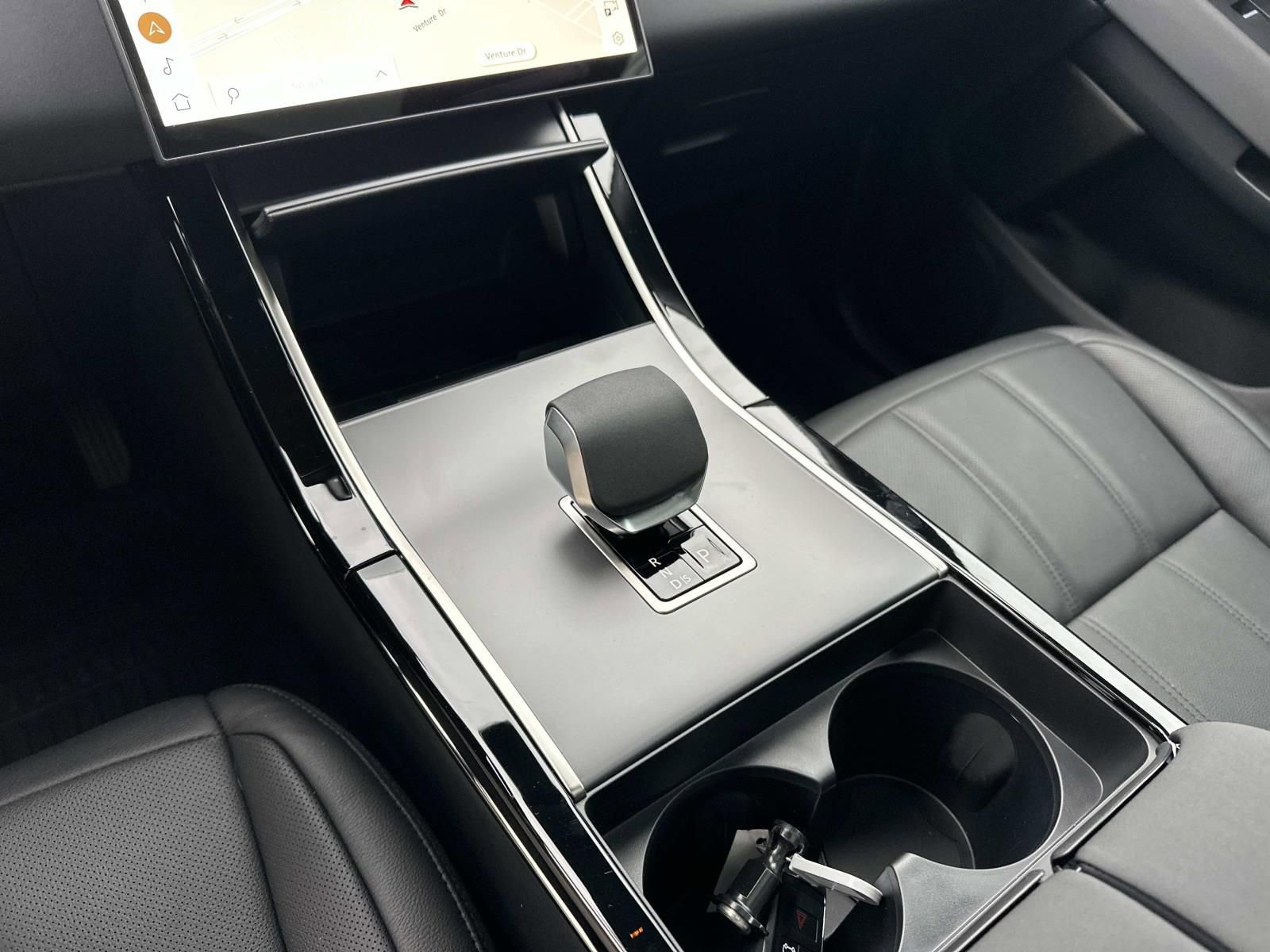 New 2026 Land Rover Range Rover Evoque S image 17