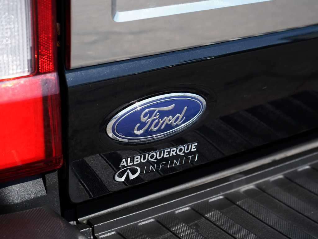 Used 2024 Ford F350 Platinum w/ FX4 Off-Road Package AWD/4WD image 4