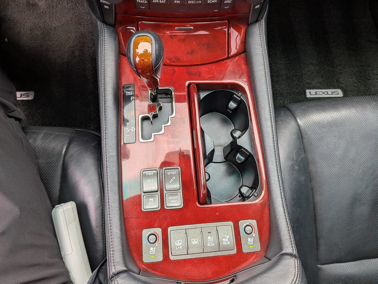 Used 2007 Lexus LS 460 L RWD image 11