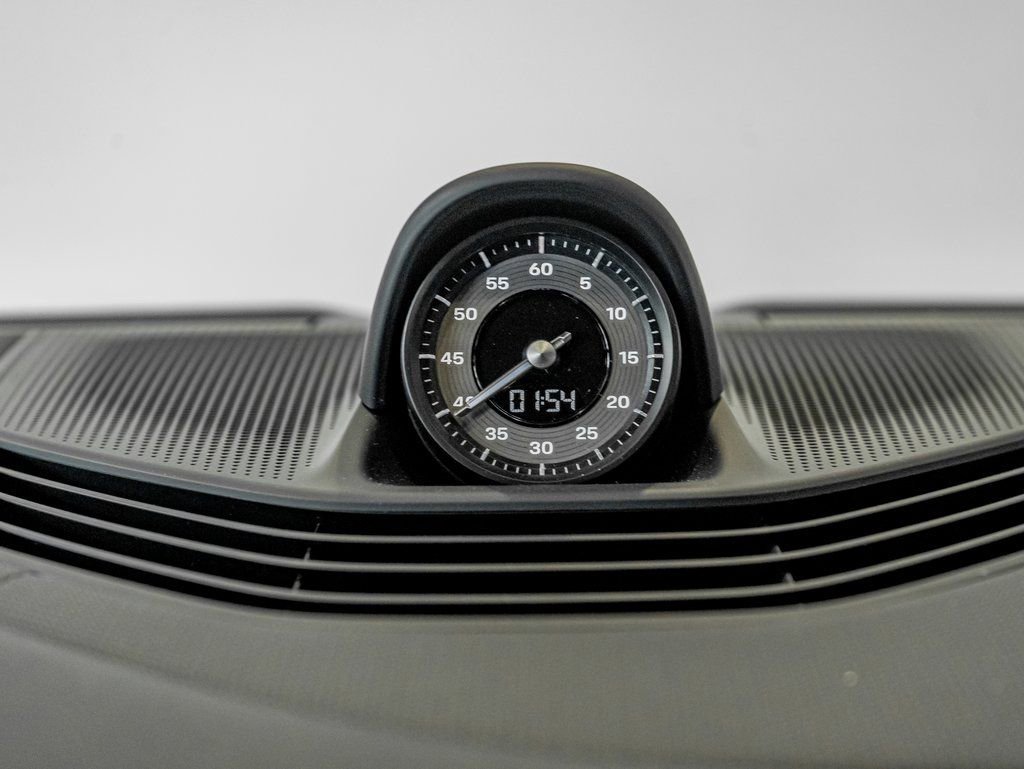 Certified 2025 Porsche Taycan image 20